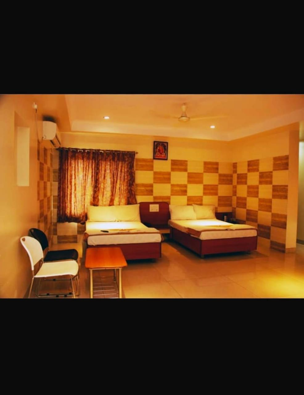 Hotel Apple Sai Residency Shirdi Exterior photo